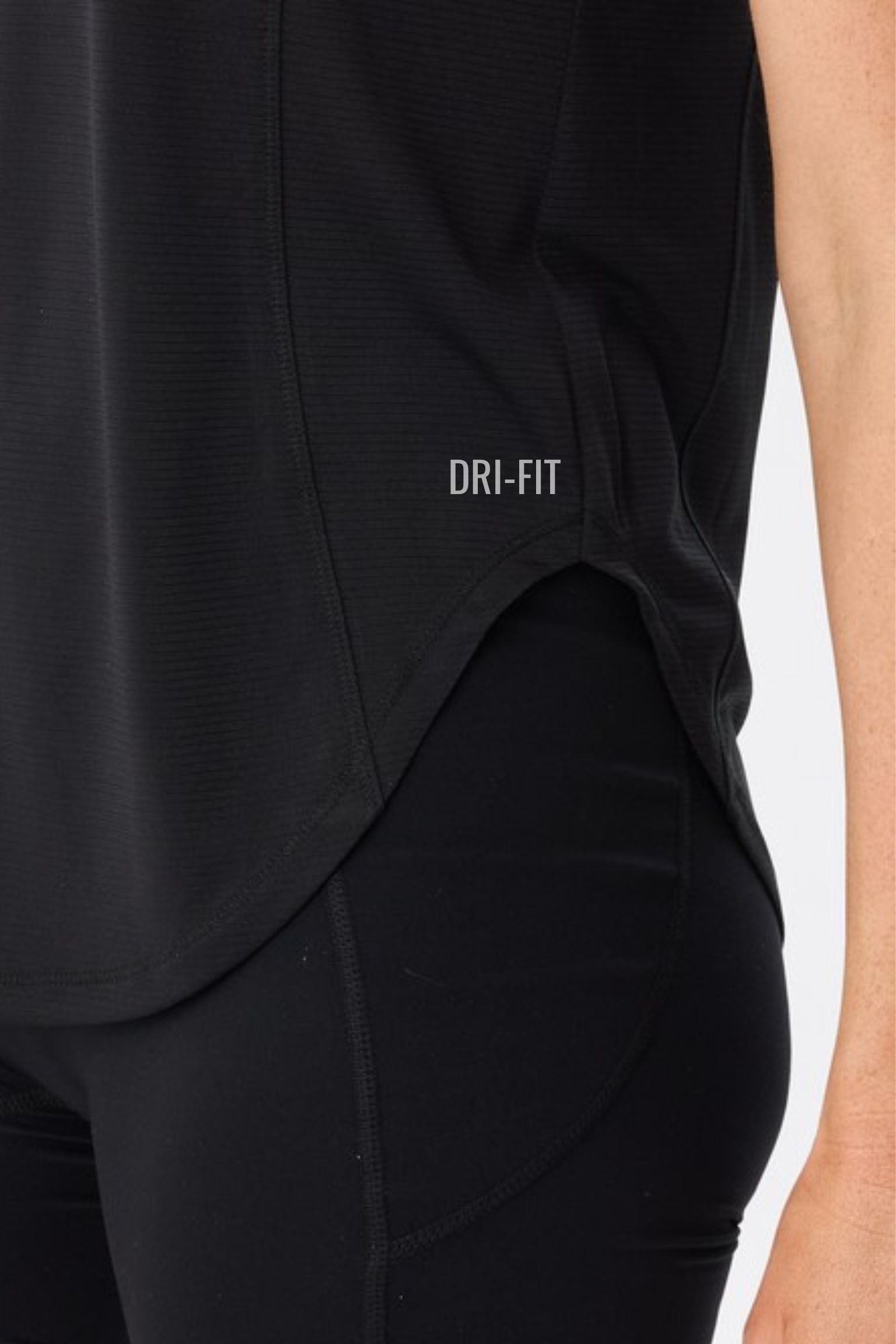 Aura Short Sleeve