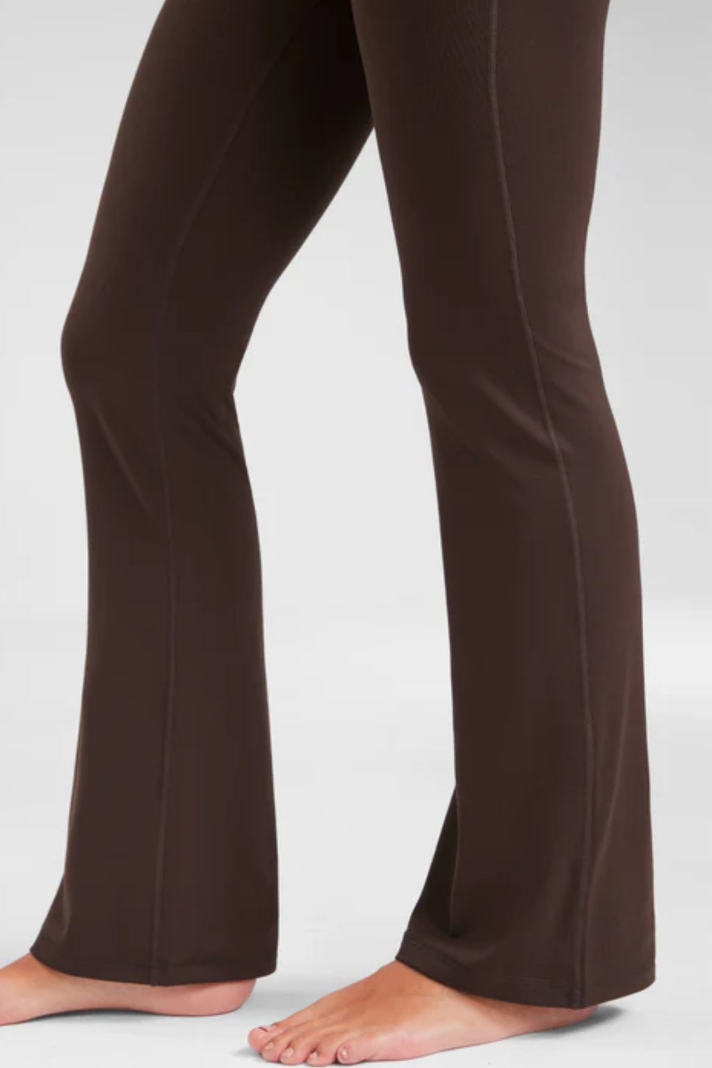 High-waisted Flare Leggings (Fudge Brown)